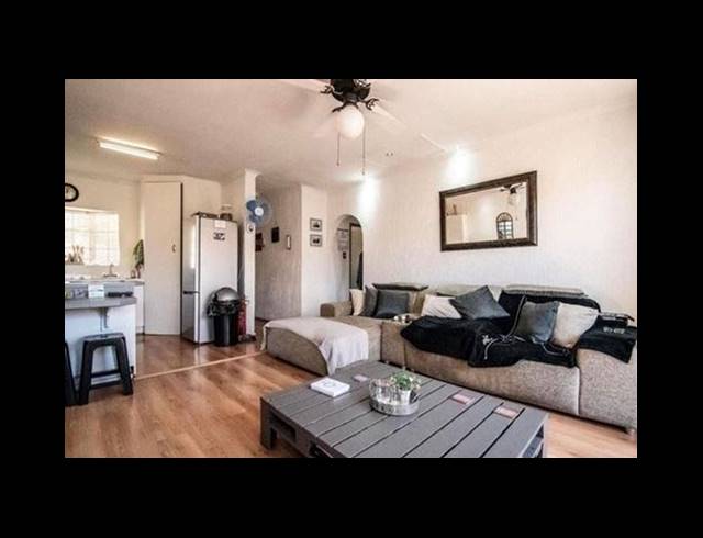2 BEDROOM TOWNHOUSE FOR SALE IN NORKEM PARK